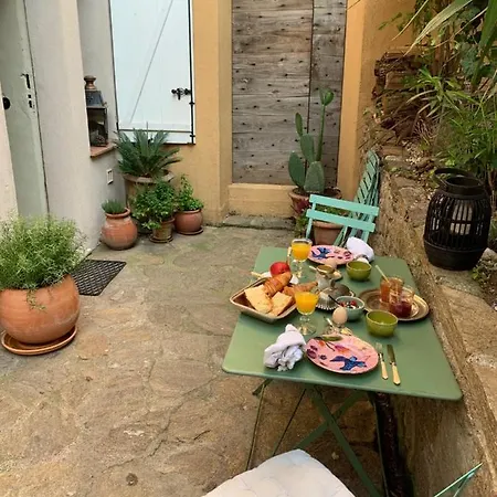 Frühstückspension L'aile Du Chateau Ramatuelle
