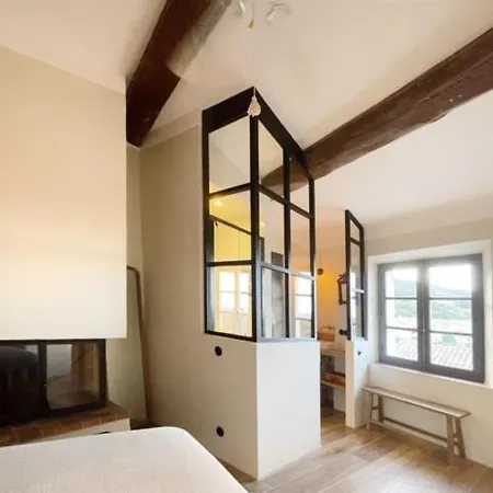 L'aile Du Chateau Bed & Breakfast