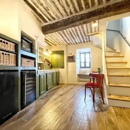 L'aile Du Chateau Ramatuelle