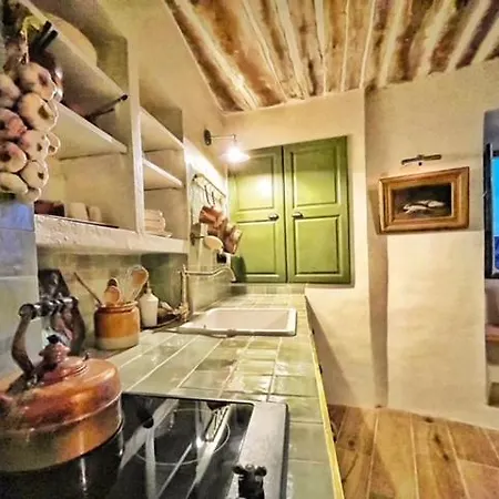 L'aile Du Chateau Couette-café