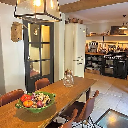 L'aile Du Chateau Bed & Breakfast