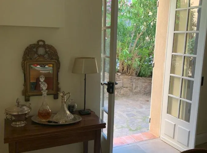 L'aile Du Chateau Bed & Breakfast